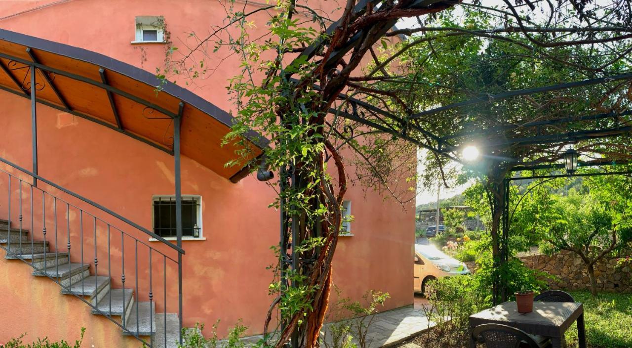 Ligo Bed & Breakfast Villanova d'Albenga Exterior photo