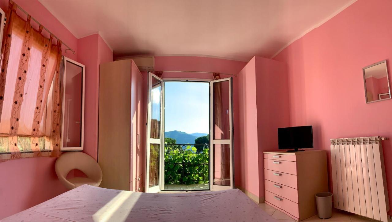 Ligo Bed & Breakfast Villanova d'Albenga Exterior photo